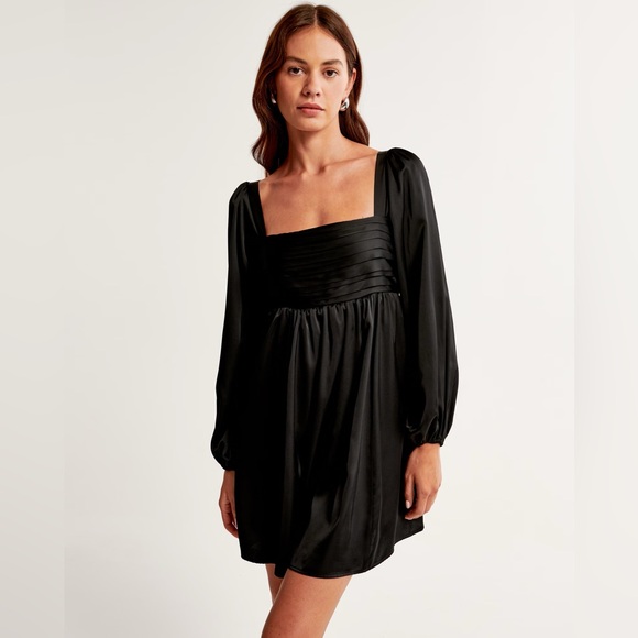 NWT Emerson Satin Long-sleeve Mini Dress in navy - Picture 2 of 10